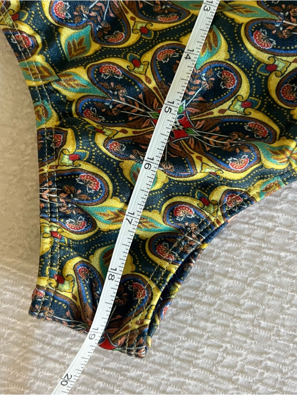 [FARM Rio]  Printed One-Piece Swimsuit - Picture 13 of 14